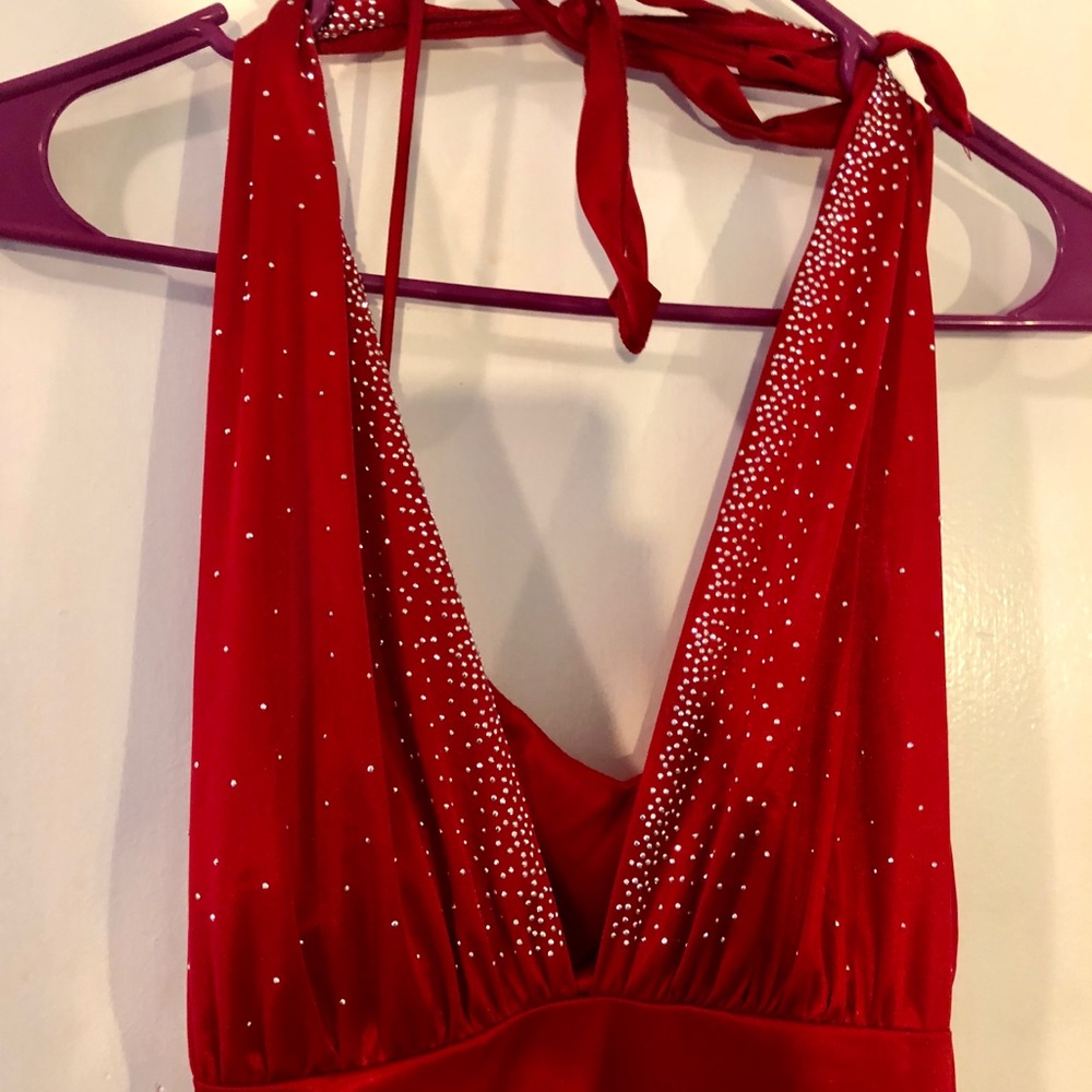 Red Dress - Picture 2 of 4